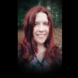 Meet your Posher, Candace